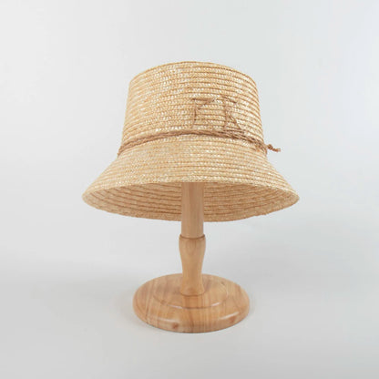 2024 New Fashion Straw Bucket Hats For Women Luxury Designer Brand Flat Beach Hat Ladies Summer Sun Hats Party Gifts