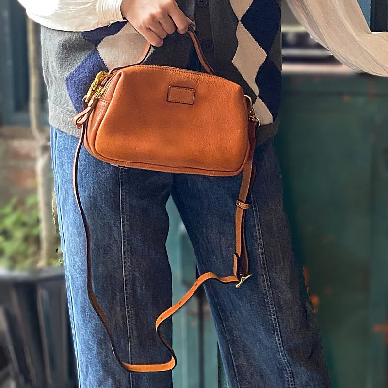 Automne et hiver 2022 nouveau sac à main en cuir de vachette vintage artistique pour femme, double fermeture éclair, une épaule, bandoulière, sac carré décontracté