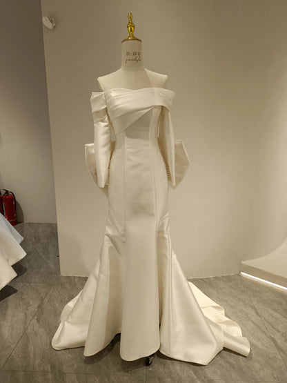 Robe de mariée sirène à manches longues et traîne avec nœud amovible en mikado