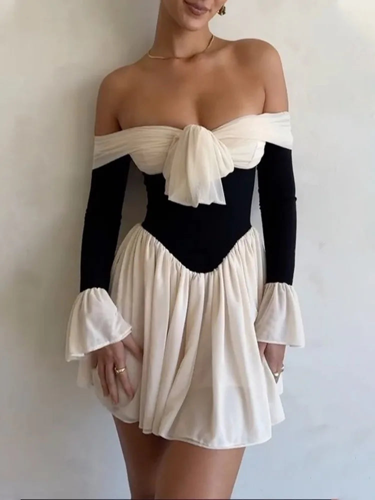 Mozision Élégante Mini Robe Bustier Dos Nu Sexy Pour Femmes Nouvelle Épaule Dénudée Manches Longues Évasées Plissée Club Robe De Soirée