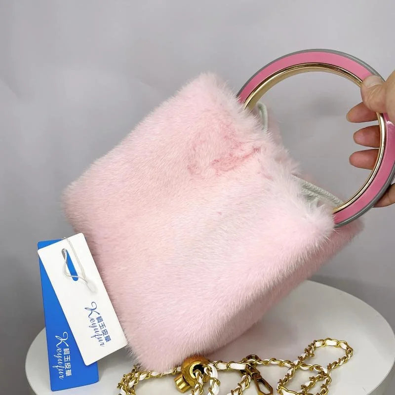 Bolso de mano de piel de lujo importado para mujer, bolso cuadrado pequeño de piel de visón a la moda, bolso elegante de invierno con asa acrílica para mujer