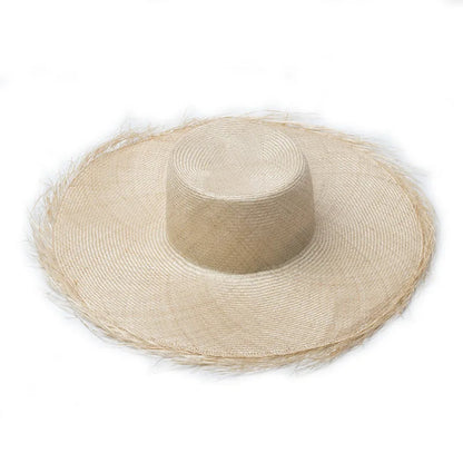 2024 Nouveau chapeau de paille à pompon plat personnalisé Protection solaire extérieure et pare-soleil Chapeau de paille tissé à la main Chapeau Panama à la mode