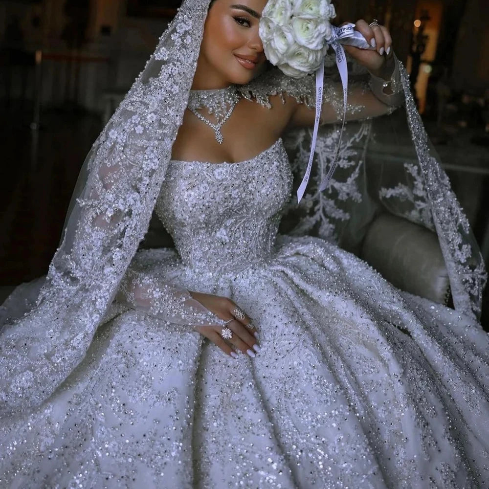 Vestido de novia modesto de cuello alto con lentejuelas brillantes y cuentas, vestido de novia de lujo con perlas, vestido de novia largo