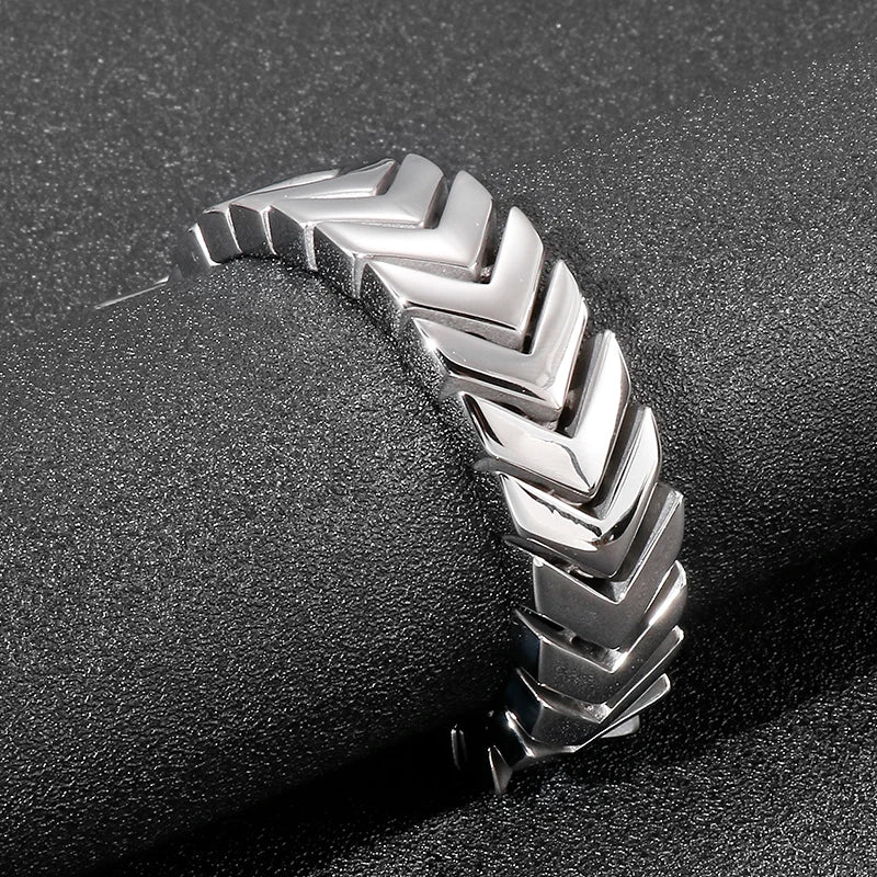 Bracelet à breloques en acier inoxydable Fongten Punk pour hommes Chaîne en os de serpent Bracelets lourds Bracelets hommes Bijoux polis couleur argent