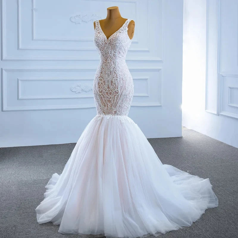 J67191 Robe de soirée sirène sans manches avec débardeur blanc mignon et charmant 2024 Robe de mariée à lacets en tulle et col en V dans le dos