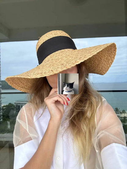 Chapeau de paille naturelle à large bord pour vacances à la plage en été