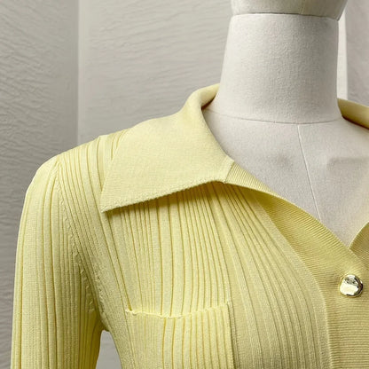 Robe sirène mi-longue à manches longues en tricot slim jaune de qualité supérieure 2024 Nouveaux vêtements pour femmes