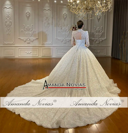 NS4809 Robe de mariée en dentelle avec superposition de perles Photo réelle