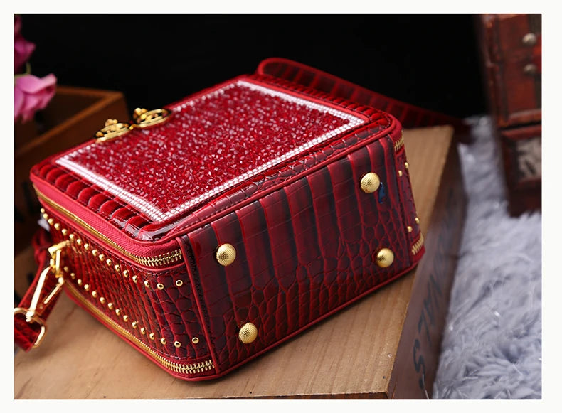 Luxury Fashion Diamonds Women Handbags 2023 Genuine Leather Lady Shoulder Messenger Bag Crocodile Pattern Small Square Box Bags