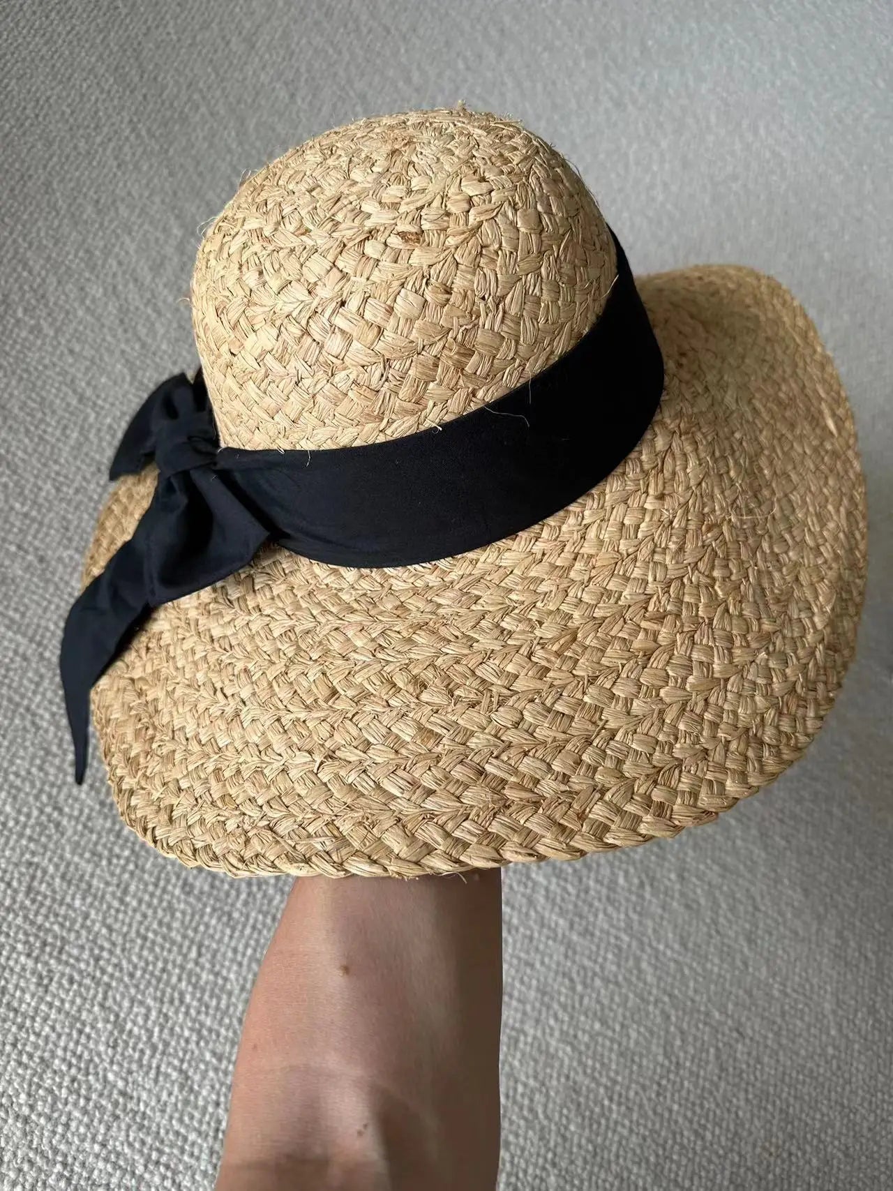 Sombrero de paja natural de ala ancha para vacaciones en la playa de verano