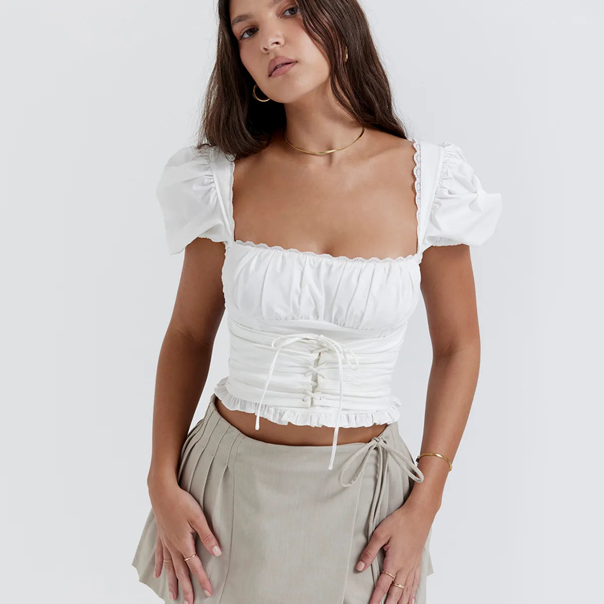 Hauts d'été blancs pour femmes 2023 Y2k Crop Top Mini mignon à lacets à manches bouffantes Hauts décontractés pour vacances