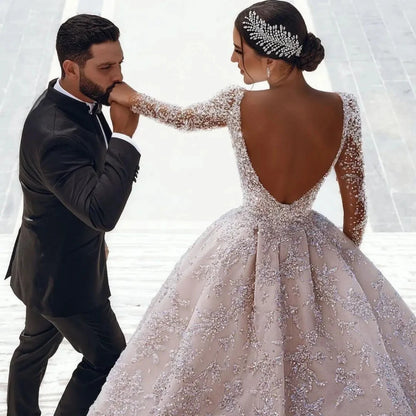 Vestido de novia modesto de manga larga con cuello redondo y lentejuelas brillantes 2024, vestido de novia largo de lujo de Dubái