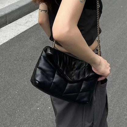 Luxury goods [A-A] genuine leather messenger bag women 2024 counter shoulder bag fashion ladies small square bag