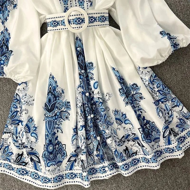 Vestido bohemio de manga larga con escote en V y estampado azul para mujer, elegante, con cinturón y mangas abullonadas, para vacaciones, otoño