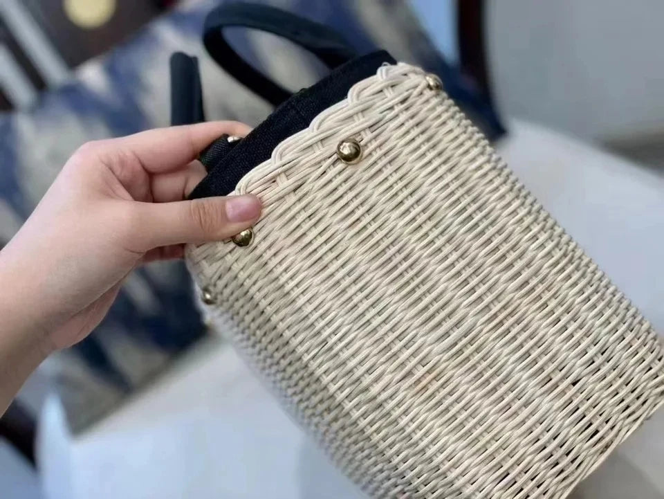 P 2023 Primavera Verano Nueva Playa Tengbian Para Mujeres Japón Y Corea Del Sur Mochila Simple De Viaje De Vacaciones De Ocio Con Gran Capacidad