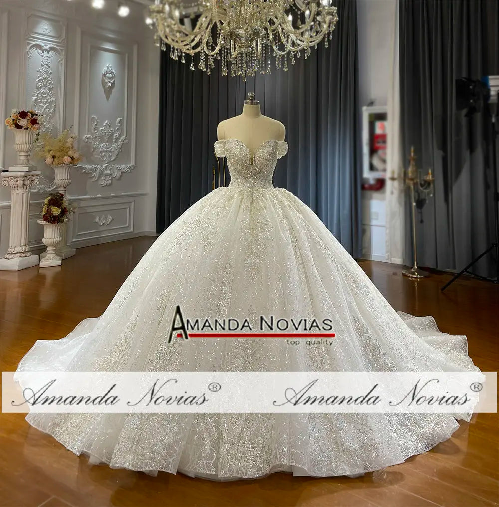 Robe de mariée en dentelle à épaules dénudées Amanda Novias NS4777