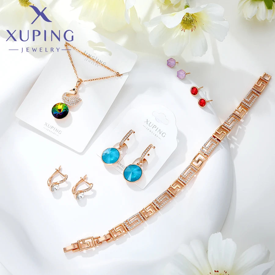 Xuping Jewelry New Arrival Light Gold Color Heart Charm Stone Elegant Hoop Earrings for Women's Day Gift earring-1258