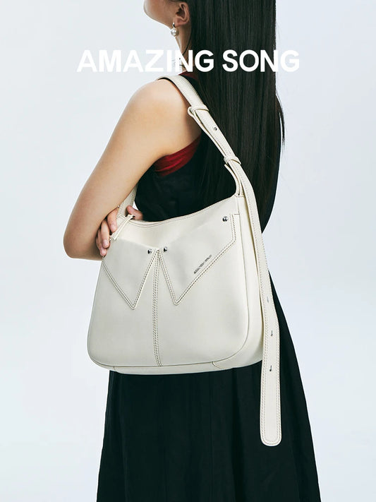 Amazing Song Collar bag L Shoulder Bag