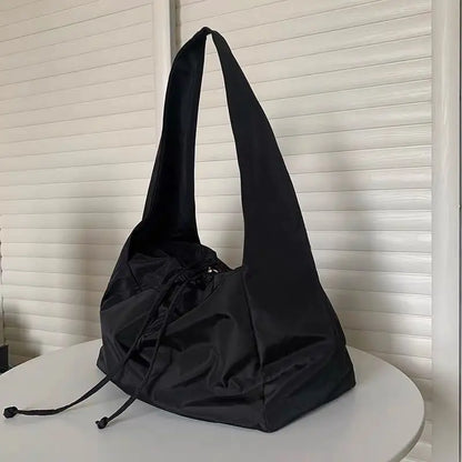 Sac à main en nylon pour femme, nouveau sac seau tendance, fermeture éclair solide, sac à bandoulière souple, sacs à main et sacs à main de luxe, sac fourre-tout noir