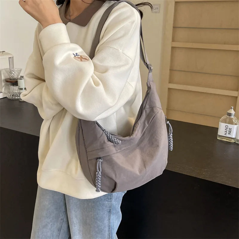 Nylon Shoulder Bag 2024 New Summer High-capacity Women's Crossbody Dumpling Bag Versatile and Niche Design Messenger Bag