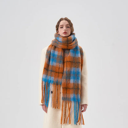 Otoño/Invierno 2023Nueva bufanda de mujer con cuadros de mohair y lana de alpaca, bufanda de pareja con borlas y cuadros en contraste, chal cálido y grueso de lana