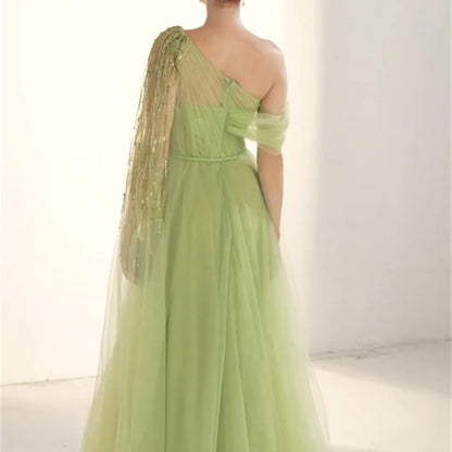 Robe de bal simple vert clair pour femme, robe de soirée scintillante, élégante, asymétrique, épaule dénudée, perles, ligne A, drapée, en organza