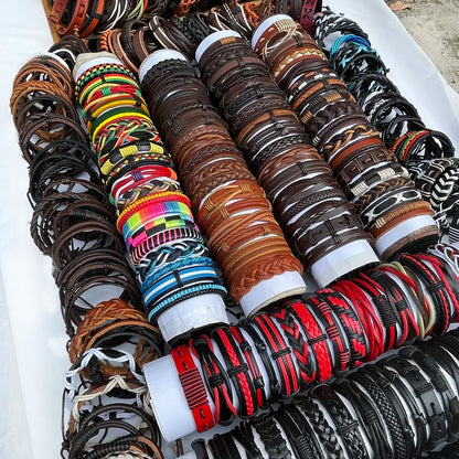 50PCS/set Wholesale Lots Bulk Random Punk Men's Leather Bracelets Femme Pulseras Bileklik Couple Bracelet Men Jewelry WP2