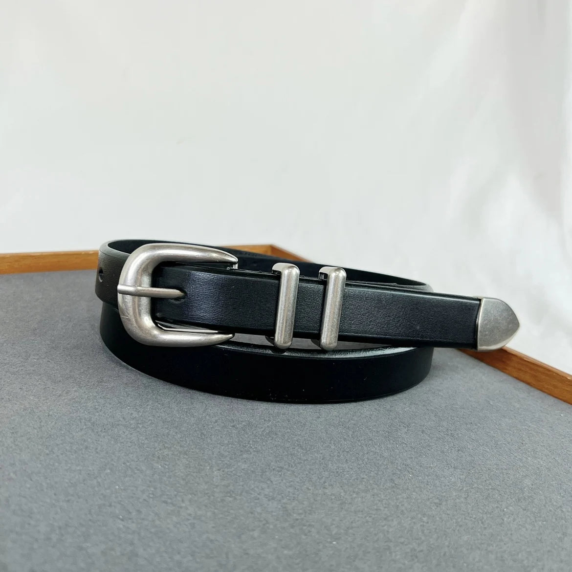 Women Men Vintage Silver Black Waistband leather  Cowskin Buckle Belt