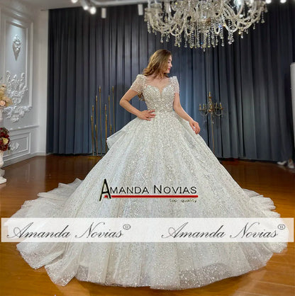 Vestido de novia con mangas desmontables de Amanda Novias NS4765