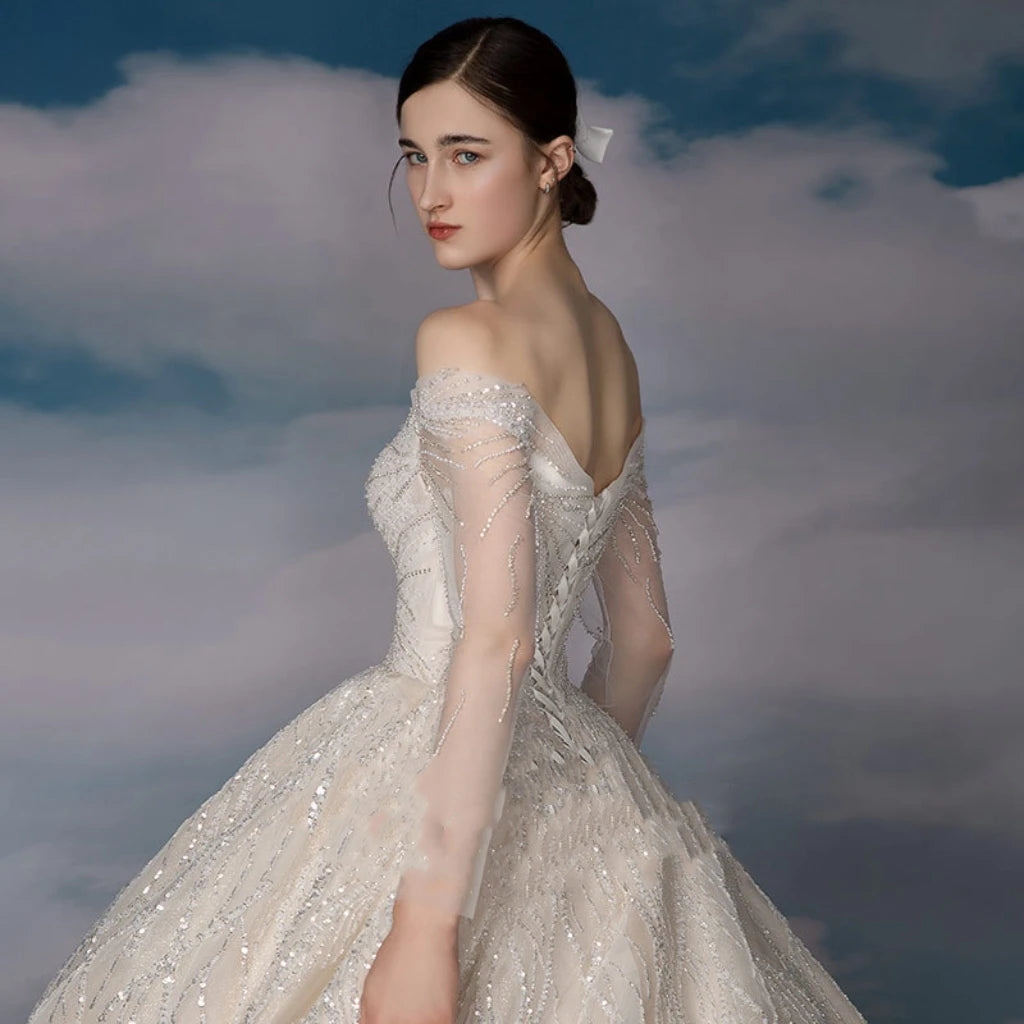 Robe de mariée sexy et brillante à épaules dénudées, avec appliques de perles, manches longues, dos nu, lacets, tulle, robe de mariée traînante pour seniors