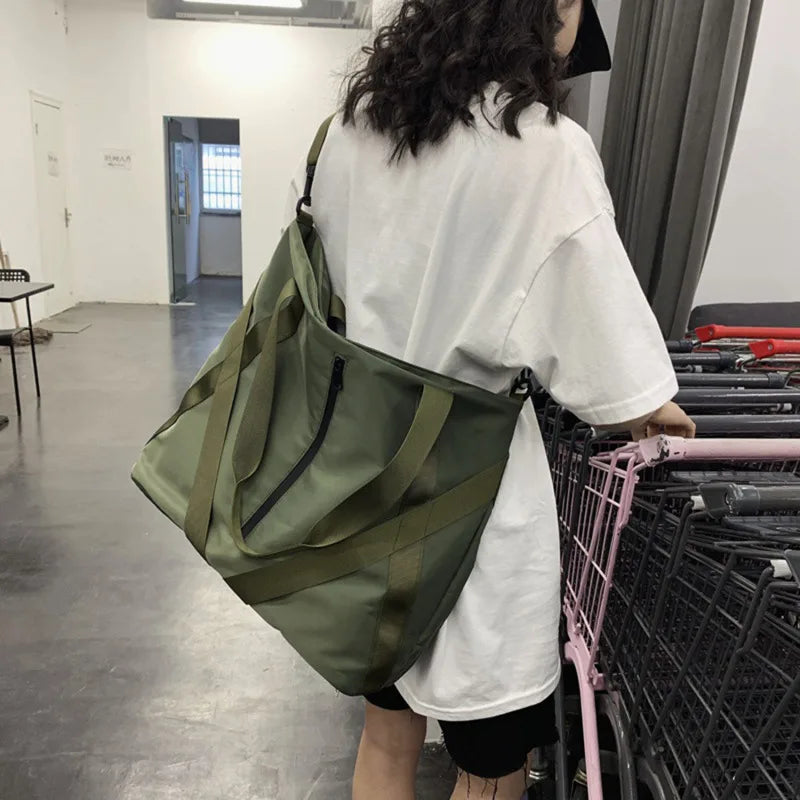 Sac fourre-tout décontracté pour hommes, grand sac à main tendance pour hommes, sac à bandoulière de grande capacité pour hommes, adapté aux voyages de courte distance, sac à bandoulière