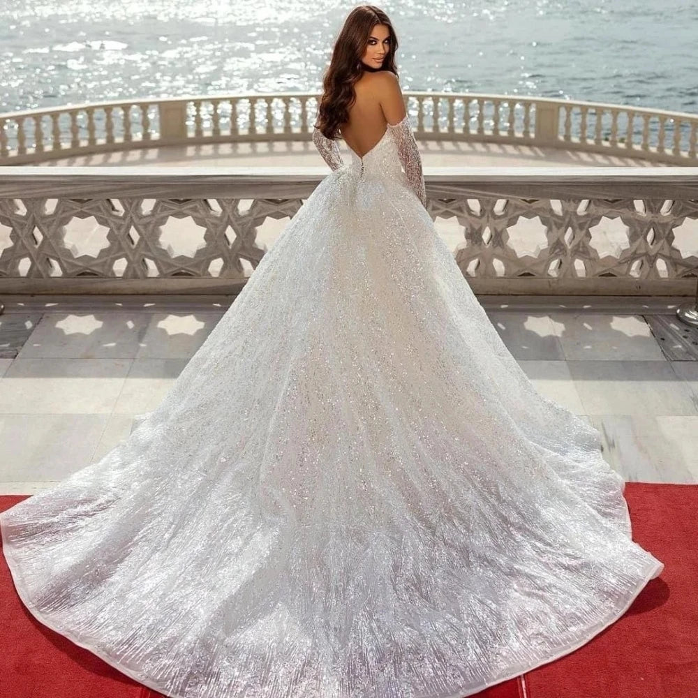 Robe de mariée sexy à col en V profond et dos nu, robe de mariée à paillettes scintillantes et perles, robe de mariée de luxe sirène avec traîne amovible 2024