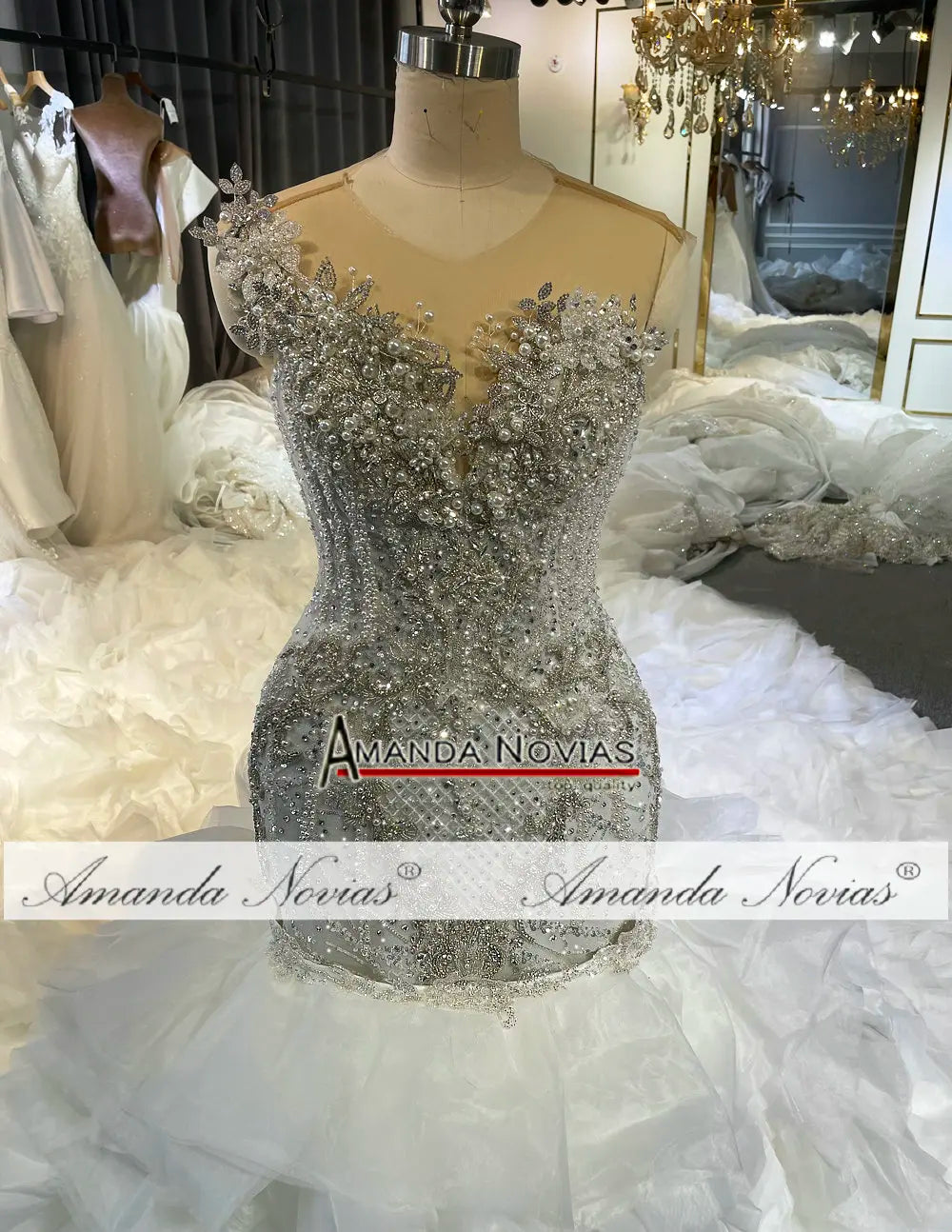 Robe de mariée sirène 2 en 1 à volants Amanda Novias faite à la main NS4774