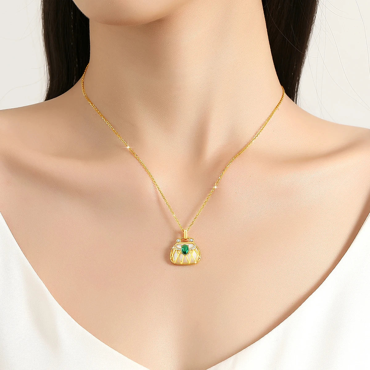 100% 18k gold necklace au750 Natural Emerald bag necklaces Pendant k gold fine jewerly For Women With Certificate And chain Sale