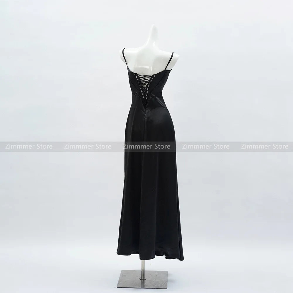 Sentido superior del estilo francés Hepburn, vestidos negros con cuello halter, sentido de las mujeres de la celebridad, vestidos largos con cintura, vestidos de cumpleaños