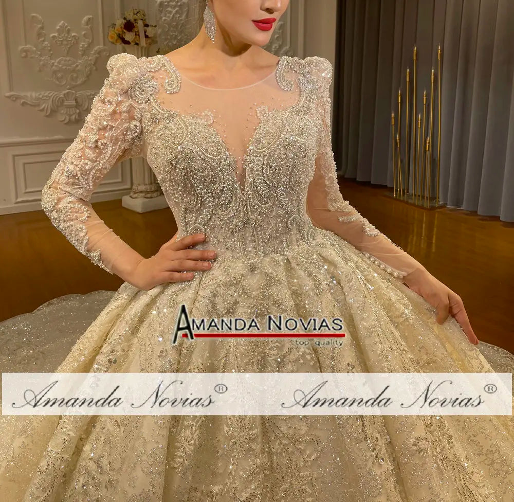 Vestido de novia de encaje de lujo color champán de Amanda Novias NS4762 Pedido personalizado