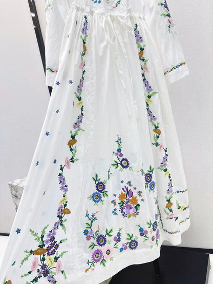 2024 new women's fashion long-sleeved stand-up collar flower embroidery decorative long dress 0713