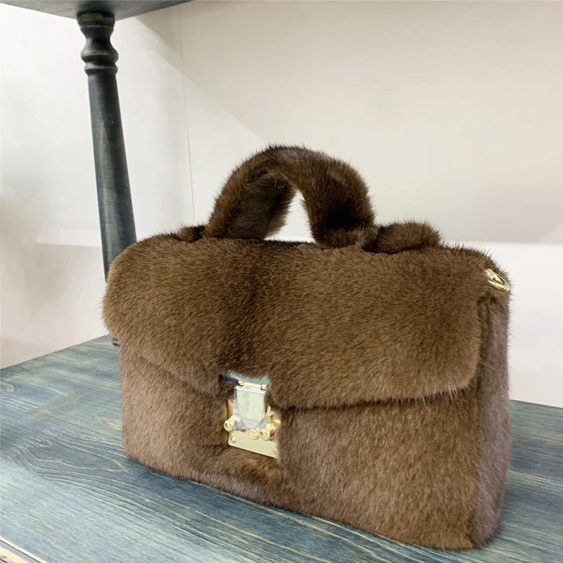 Petit sac carré en fourrure de vison importée, sac en cuir véritable pour femme, sac en fourrure véritable, sac à bandoulière simple polyvalent à chaîne pour femme