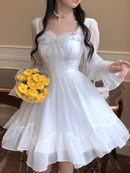 HOUZHOU Robe Kawaii Blanche Femmes Mousseline De Soie Style Lolita À Manches Longues Mini Robes Nœud Fée Robe Volants Patchwork Col Carré