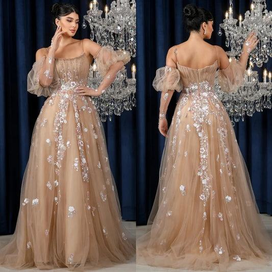 Robe de bal drapée en tulle avec appliques et bretelles spaghetti sur mesure pour occasions spéciales