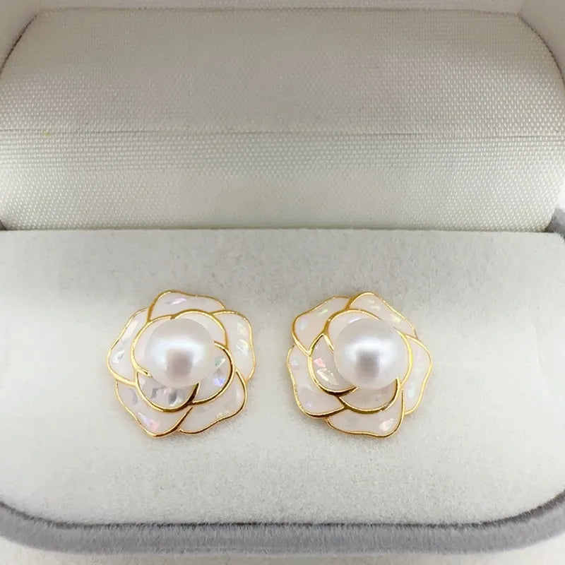 Nuevos conjuntos de joyas de perlas chapadas en oro de 14 k, collar, pendientes y anillo de perlas de agua dulce 100 % naturales reales para regalo de mujer