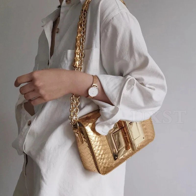 UXST Gold-Tone Hardware Chain Bag Snake Pattern Leather Underarm Bag Button Lock Flap Pocket Shoulder Bag Light Luxury Party Bag