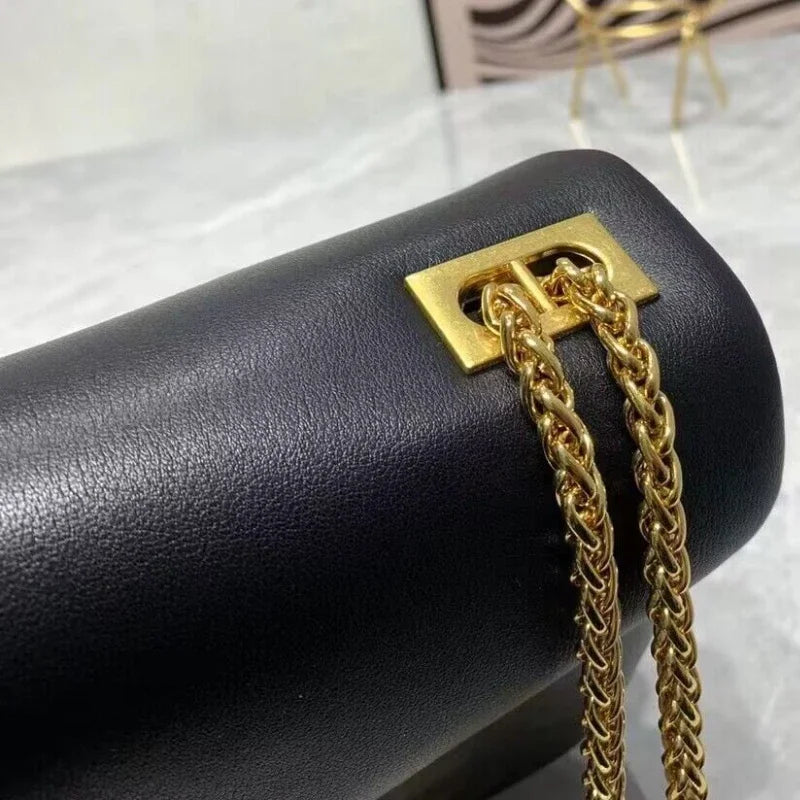 Sac à main de luxe pour femme en cuir véritable de qualité supérieure, grand sac à bandoulière à rivets, sac carré à chaîne tendance pour femme