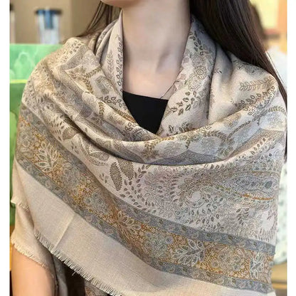 Paisley Print Wool Scarves Wraps Bohemia Style Womens Large Square Wool Shawl Poncho Luxury Diamond Jacquard 135X135CM