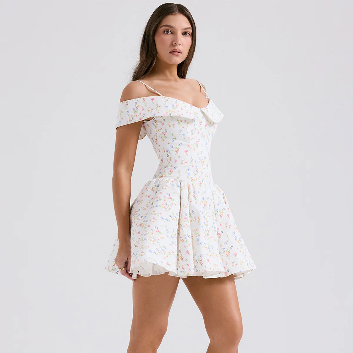 Oligai Vestido elegante de verano para mujer 2024 Recién llegados Vestidos de fiesta con hombros descubiertos Vestido corto blanco mini de flores en forma de A