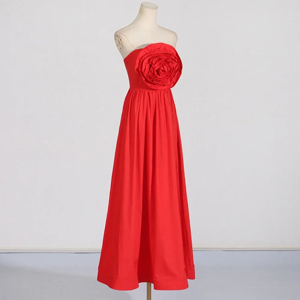 2024 Nuevo vestido de dama de honor de boda largo con rosas 3D sin tirantes rojo de lujo para mujer elegante vestido de fiesta de noche de celebridad