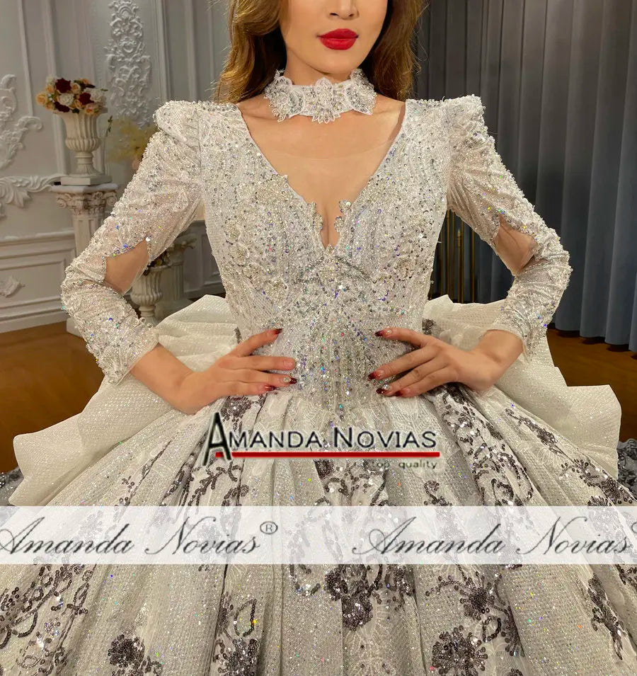 Vestido de novia de lujo con apliques de encaje de Amanda Novias NS4737