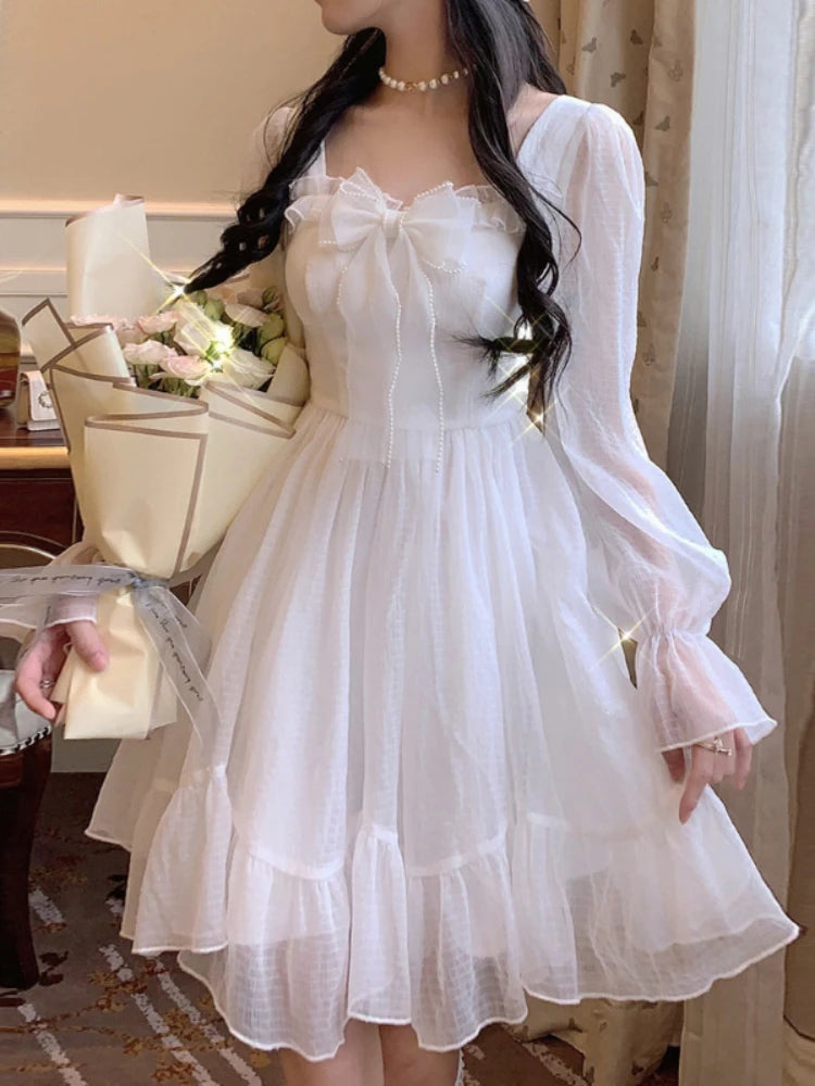 HOUZHOU Robe Kawaii Blanche Femmes Mousseline De Soie Style Lolita À Manches Longues Mini Robes Nœud Fée Robe Volants Patchwork Col Carré