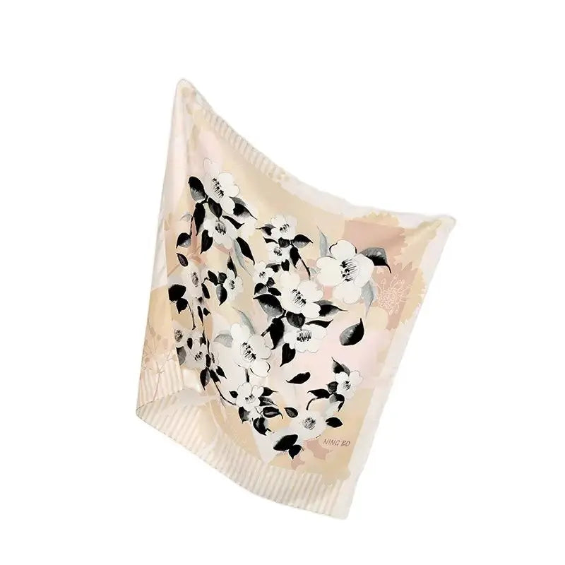 BirdTree, Foulard français 14MM 100% soie de mûrier, 63cm, imprimé floral pour femme, cadeaux, écharpe au design original, automne 2024 A46273QC