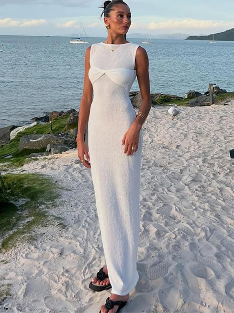 JULISSA MO Robe longue en tricot transparente froncée pour femme, sans manches, col rond, tenue d'été moulante et élégante pour fête et plage